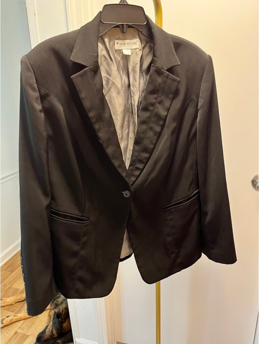 John Meyer Classic Black Blazer Size 16W - Sleek & Timeless!